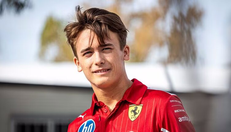 Dino Beganovic sustituirá a Leclerc en los FP1 de Bahrein